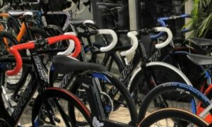 rennvelo mieten wallis